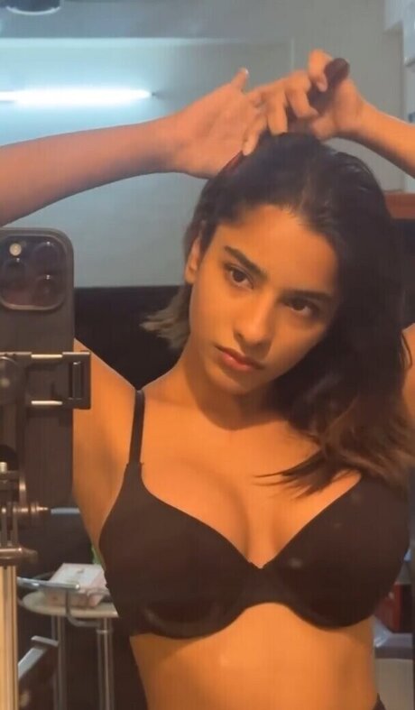 Aurora Sinclair sex pornostar galerien