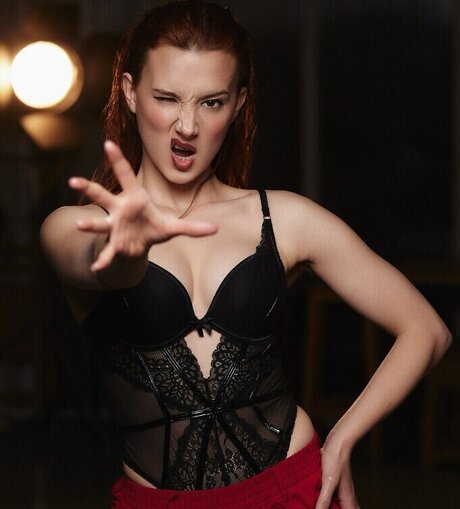 Aria Bedmar nacktheit kunst archiv