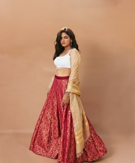 Wamiqa Gabbi schauspielerin xxx fotos