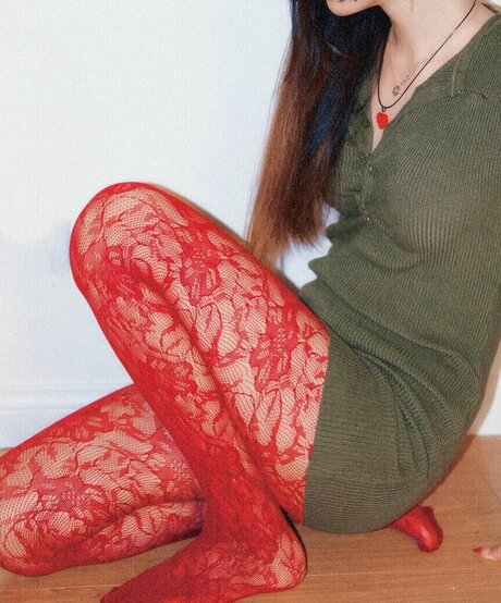 Lo3tus model kunst archiv