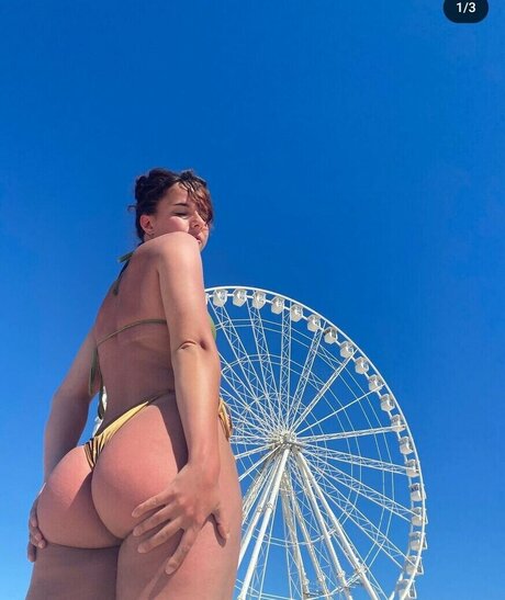 Laracroftgains sexy nackt bilder