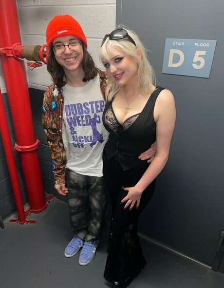 TalkFastEllie hd hübsche fotos