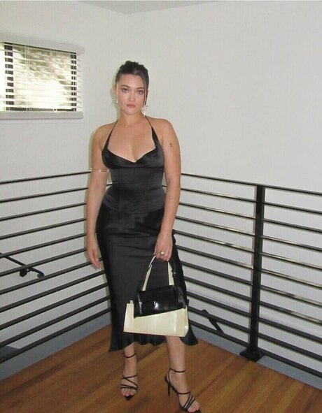 Isa Briones top hd bilder