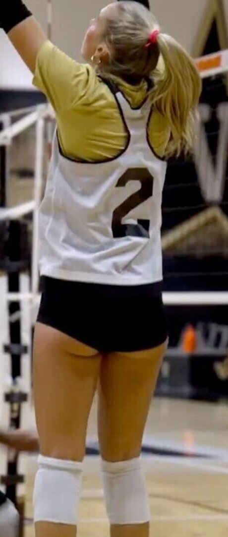 Taryn DeWese kostenlose nackte galerien