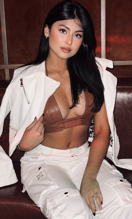 Valeria Guerra hübsche erwachsene bilder