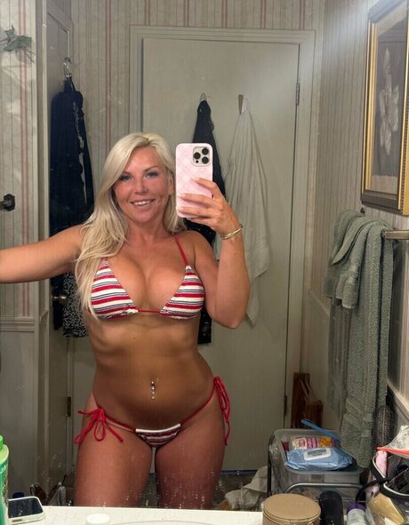 Sophie Swaney freie porno foto