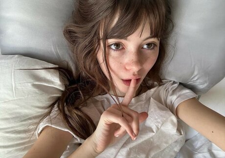 Sephira Lily Street hd nackten bilder