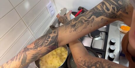 Pannshi kostenlose nackten galerien