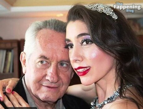 Bella De La Vega nackt freie foto