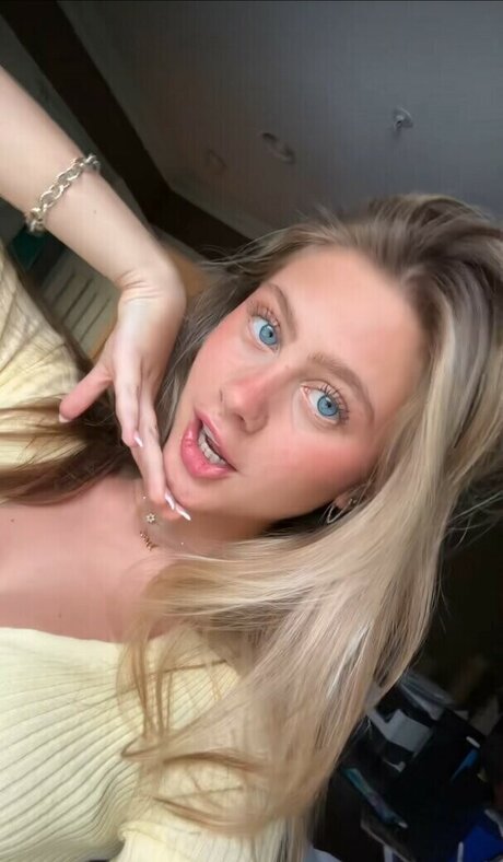 Ravenstar Rothstein pornostar heiße bilder