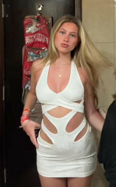 Ravenstar Rothstein porno pornostar archiv