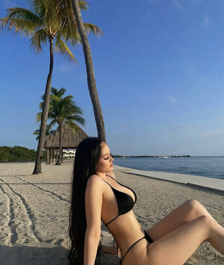 Bbyedith schöne akt bild