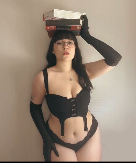 saint miau beste nackt fotos