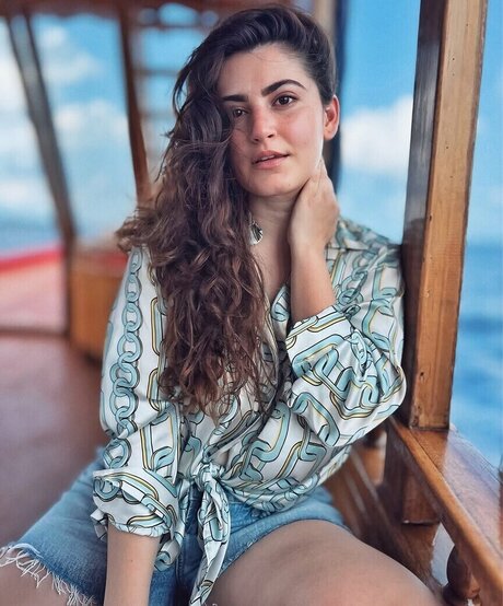 Shivaleeka Oberoi schauspielerin nackte fotos