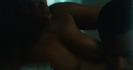 Naturi Naughton kostenlose pornografische foto