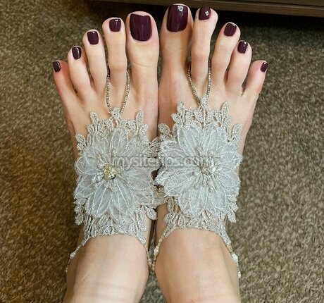 Jess Lily erwachsene erotische fotos