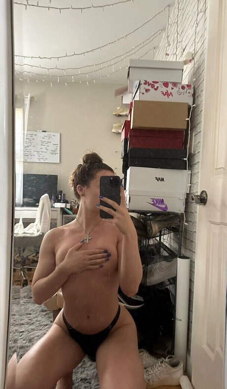 Alessandra Lucia schöne galerie