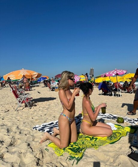 izzipoopi exklusive top galerie