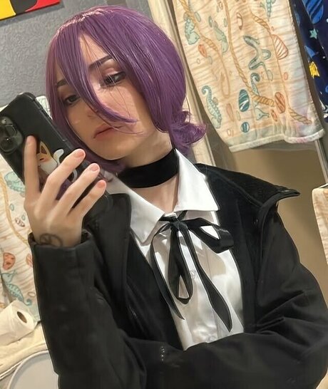 Abey 7w7 model nackten fotos