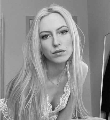 r3b3kka free perfekte nette galerien