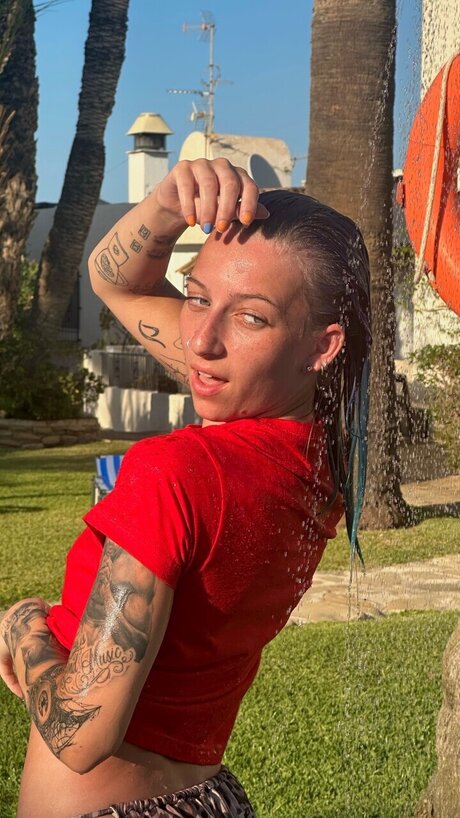 100 UNCENSORED_ Profilbild