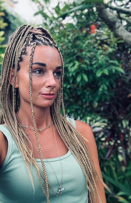 Zahra sexy hd bilder