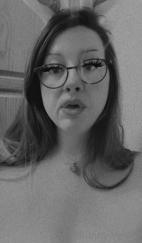 bunny velvet pornostar schöne foto