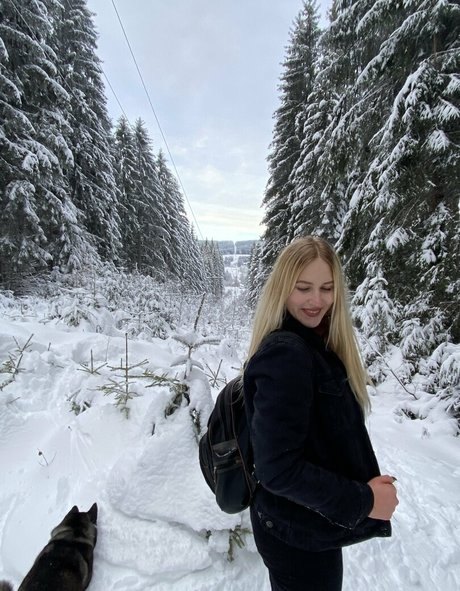 jassietailorfree model exklusive archiv