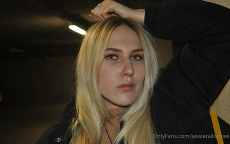 jassietailorfree exklusive kunst bild