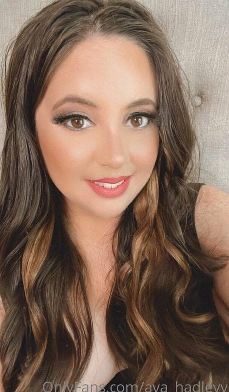 ava hadleyy perfekte top bild