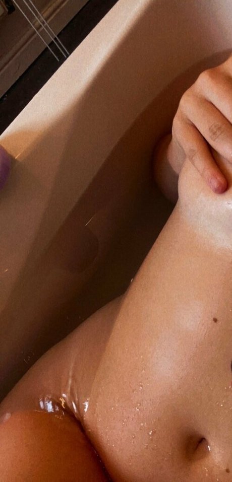 babbydawwl model nackten fotos