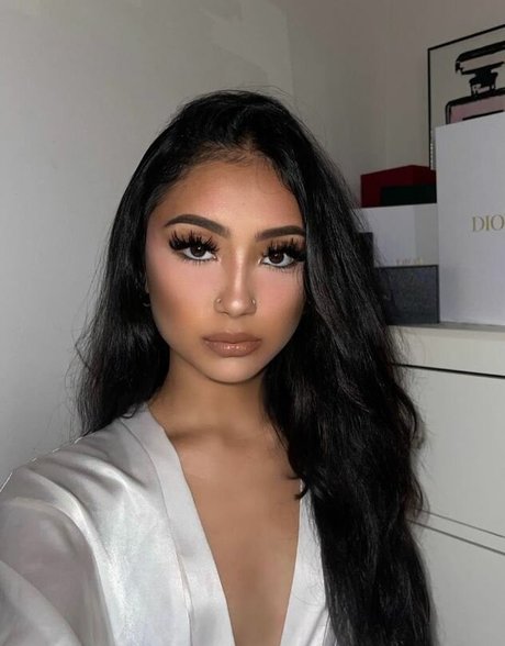 elara777 sexy kunst archiv