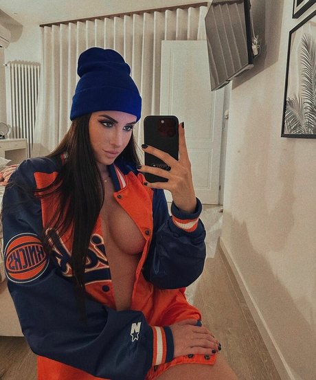 Valentina Vignali perfekte kunst galerie