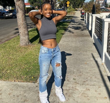 LaToya Tonodeo erotische beste galerie