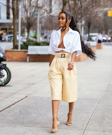 LaToya Tonodeo porno exklusive bild