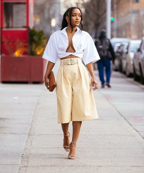 LaToya Tonodeo hd akt bilder