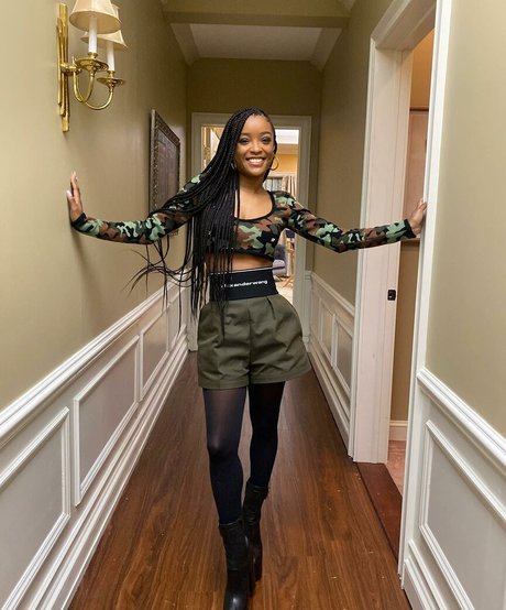 LaToya Tonodeo freie nackte bild