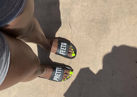 queenmelaninsdungeonn kostenlose nackt bilder