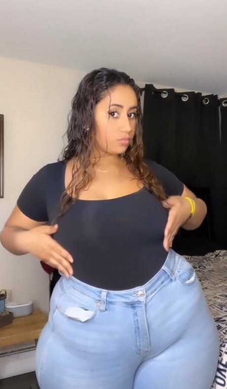 tianatee808 erotische kostenlose fotos