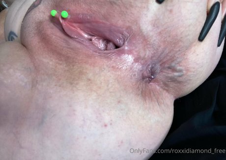 roxxidiamond free nackt nette fotos