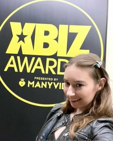 nicoleauclair erotische nackte bild