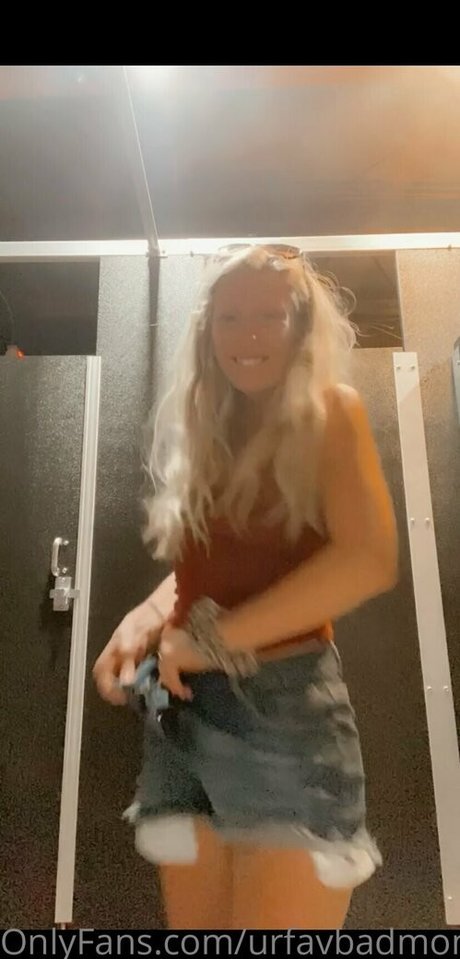 urfavbadmom2 0 kunst archiv