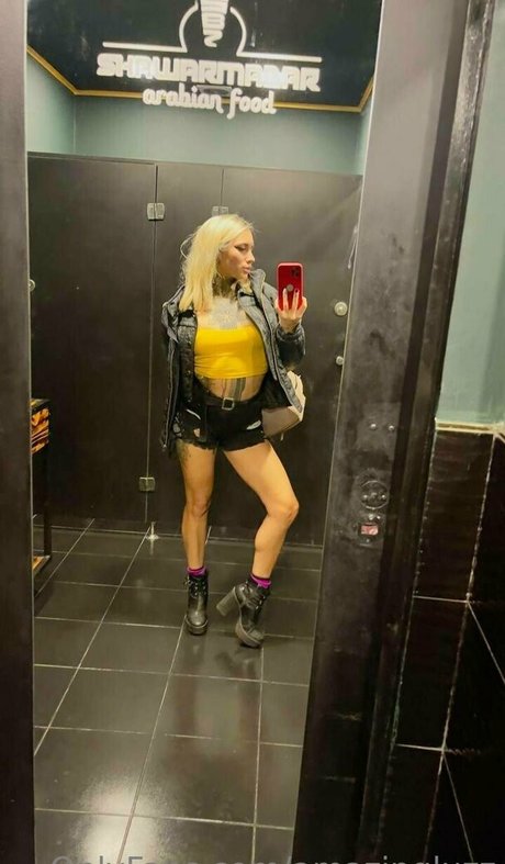 amazingluzz sexy nacktheit bild