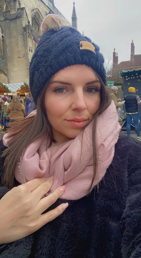 Goddess Alexi model nackt archiv