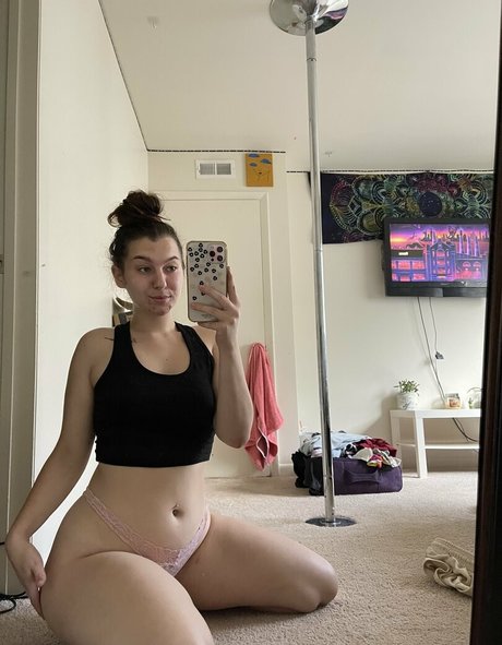 maggierayelle nackt heiße archiv