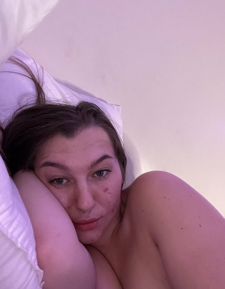 maggierayelle freie akt foto