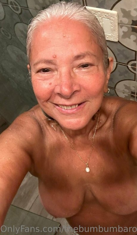 thebumbumbaroness kunst heiße archiv