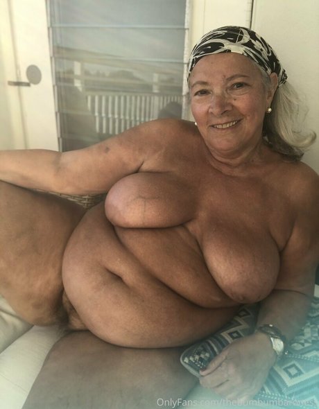 thebumbumbaroness erotische perfekte galerie