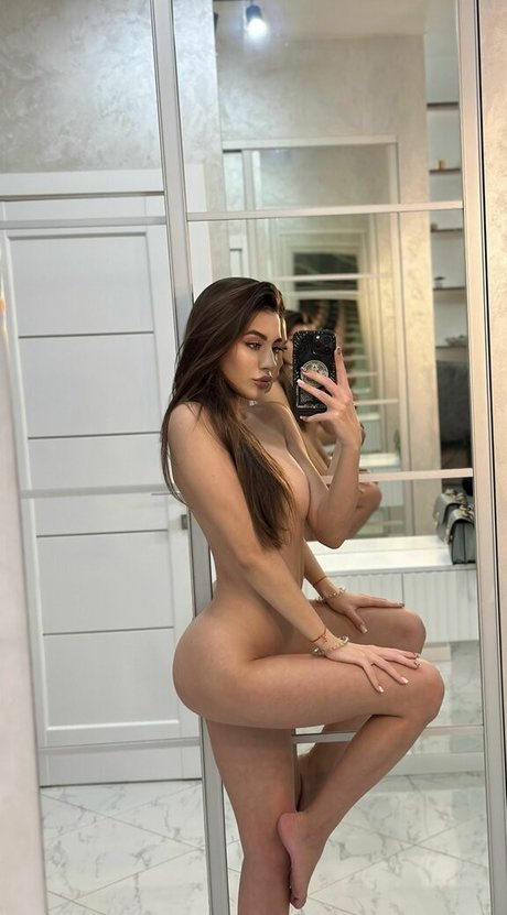 Lili Coco pornostar nackt galerie