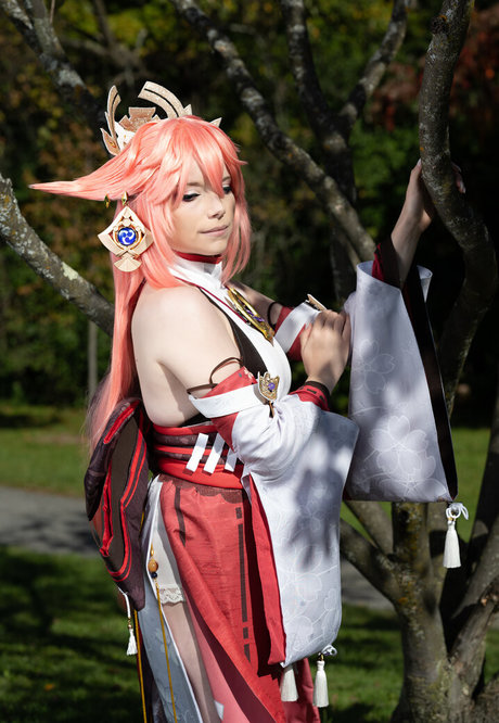 Dera Megurine heiße nackte galerie